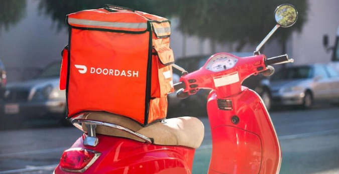 Gig Workers Claim DoorDash Misled Customers on Payments. Photo: DoorDash