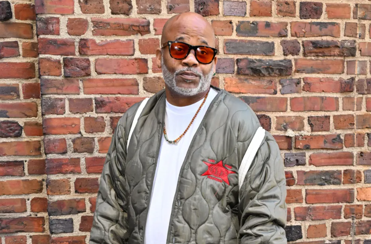 Damon Dash spotted in New York City’s Upper East Side on September 30, 2024, blending street style with signature confidence. Photo: James Devaney/GC Images